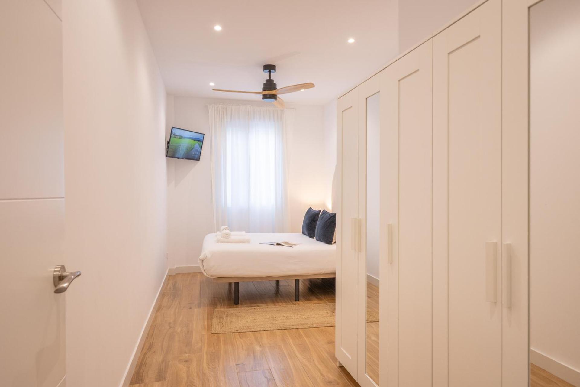 Isg Apartments Triana 1 Севилья Экстерьер фото